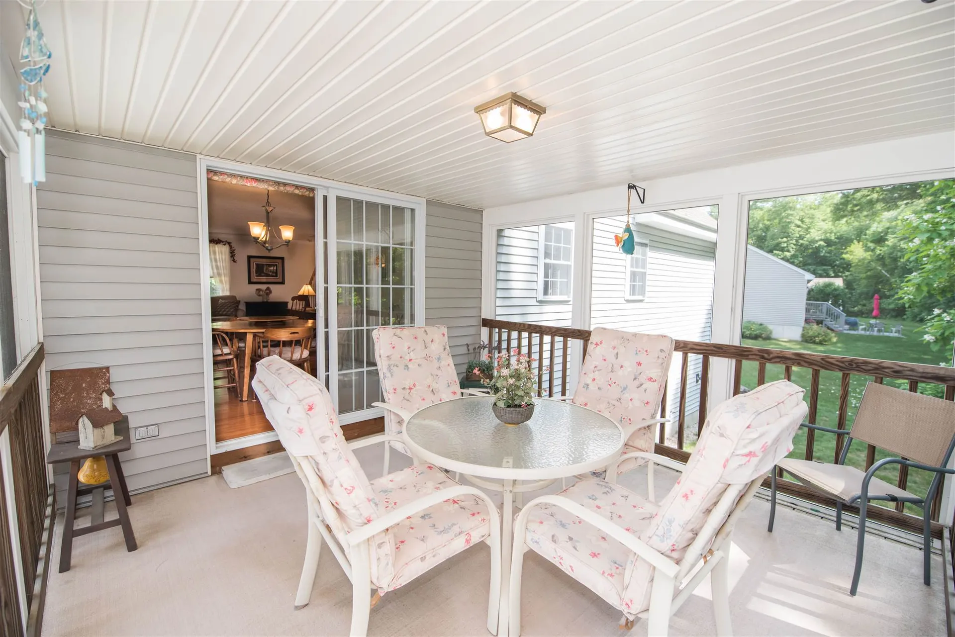 23 Saint John Lane Hampstead NH 03841