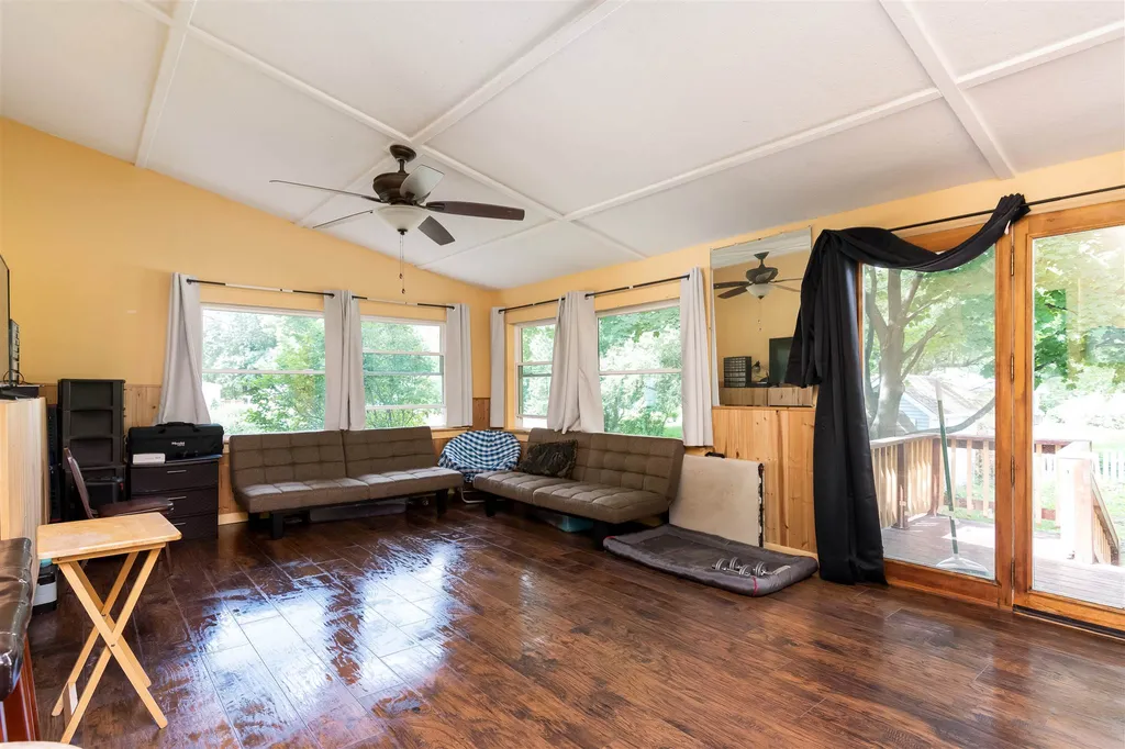 23 Mooney Drive Alburgh VT 05440