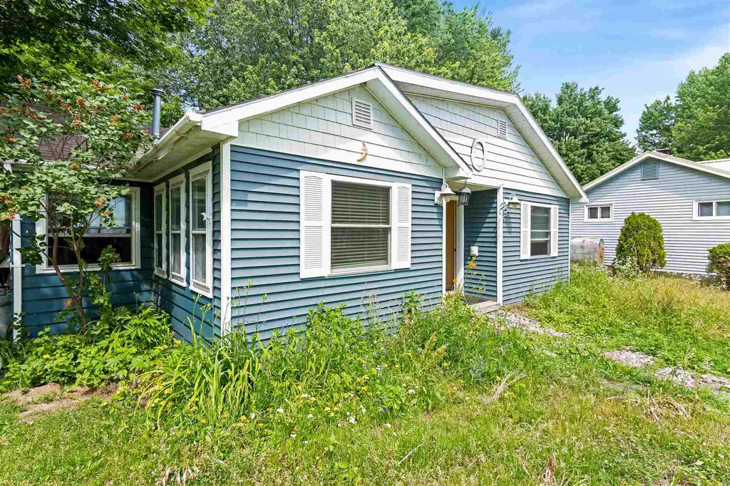 23 Mooney Drive Alburgh VT 05440