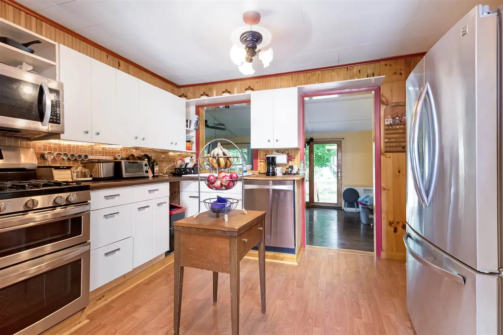 23 Mooney Drive Alburgh VT 05440