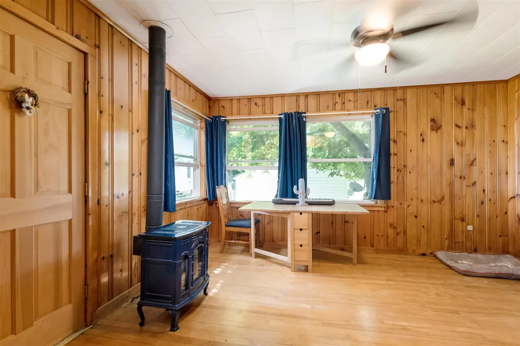 23 Mooney Drive Alburgh VT 05440