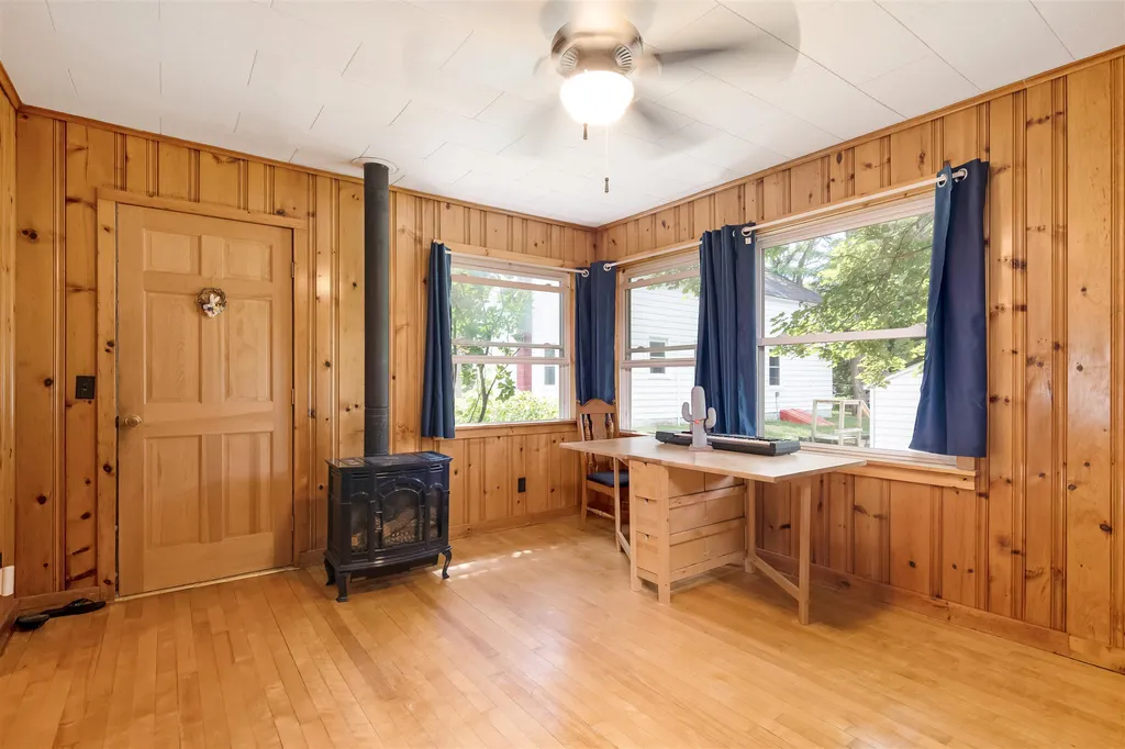 23 Mooney Drive Alburgh VT 05440
