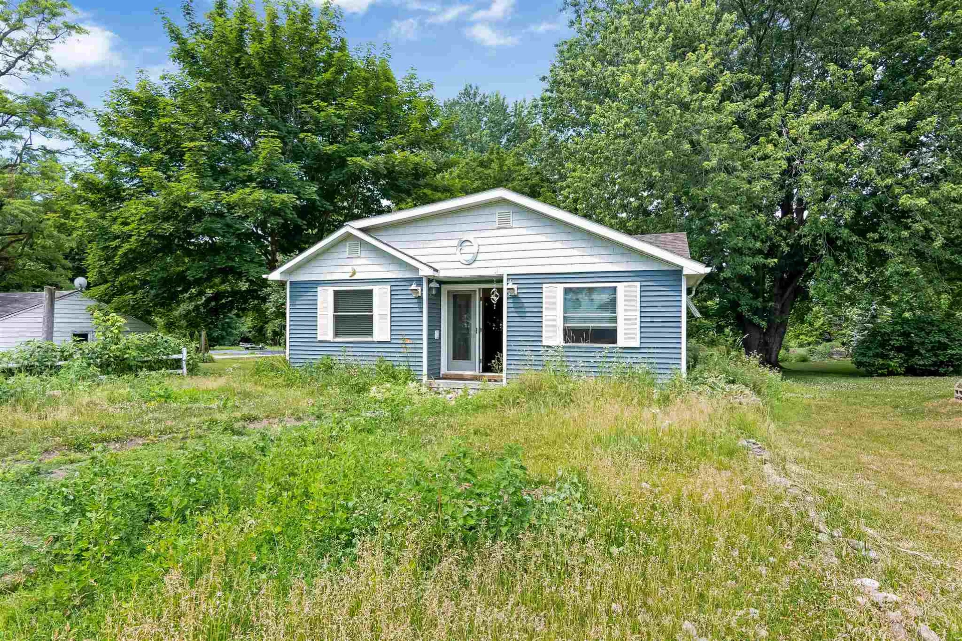 23 Mooney Drive Alburgh VT 05440