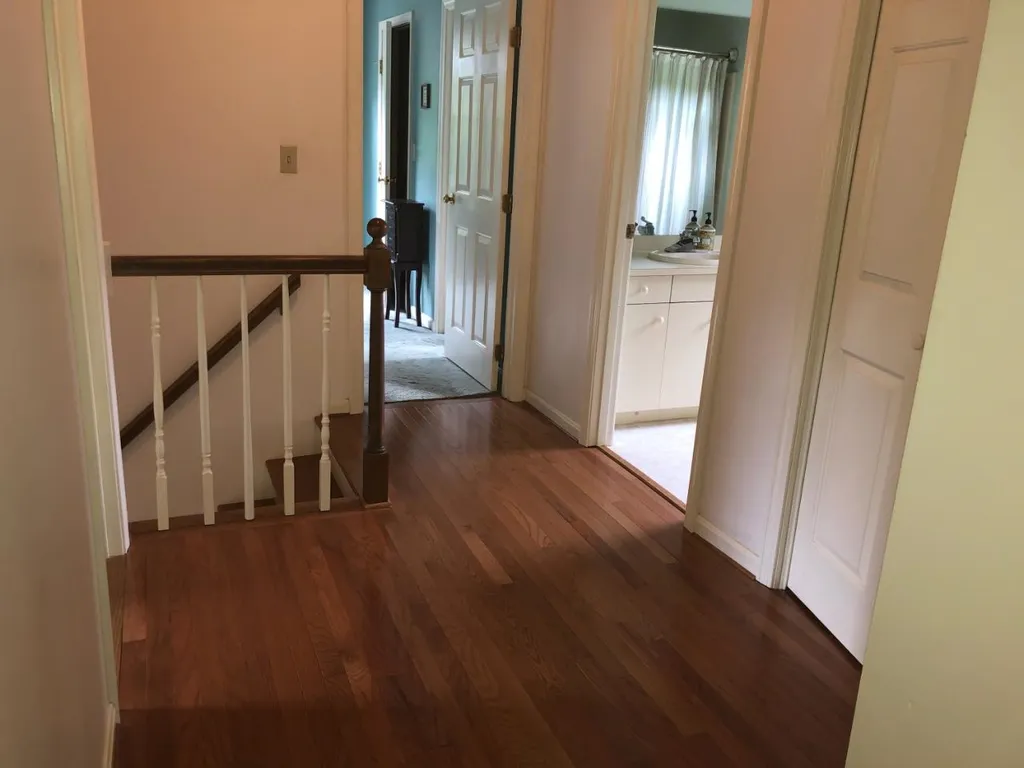 5 Robin Lane East Kingston NH 03827