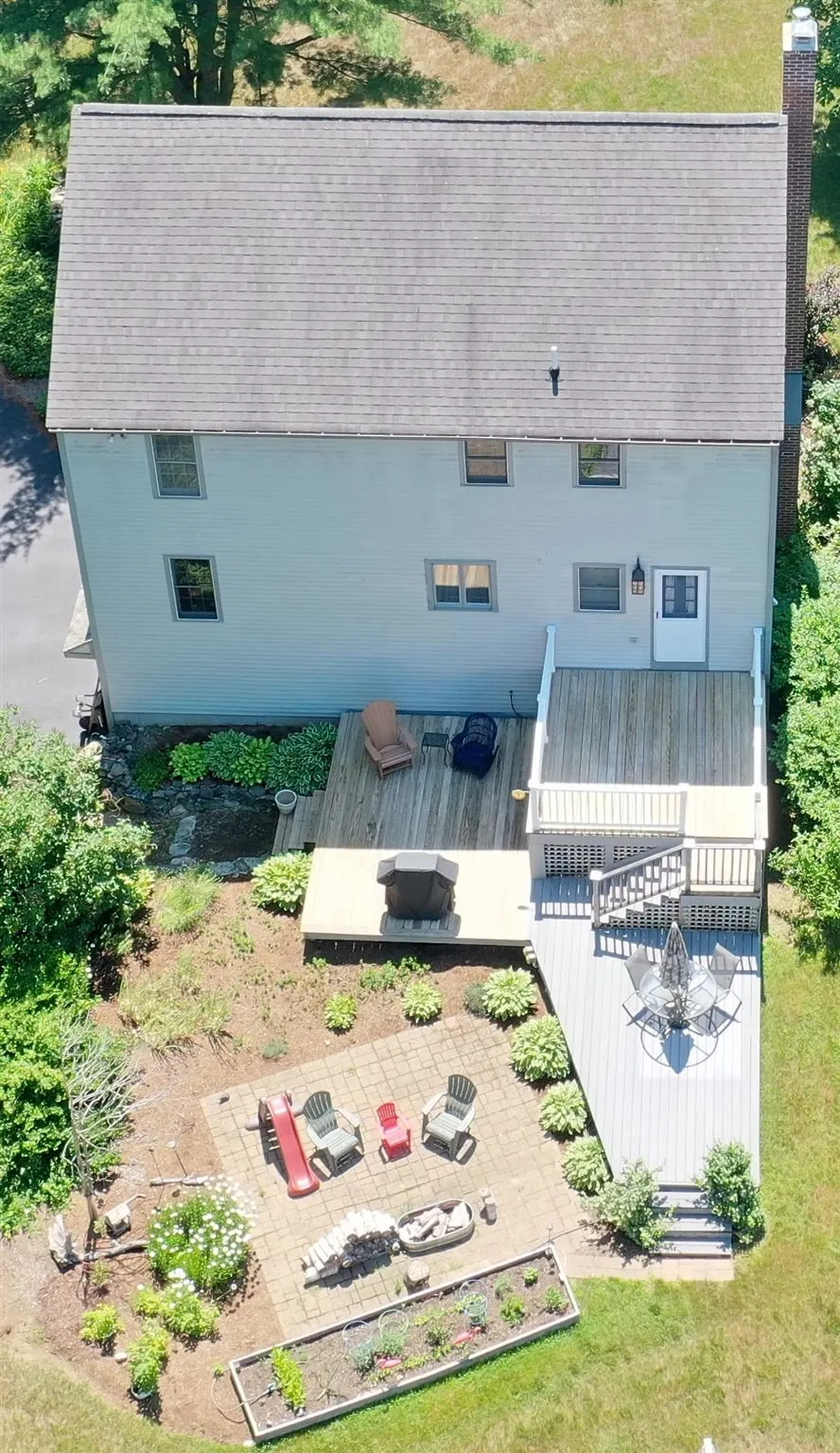 5 Robin Lane East Kingston NH 03827