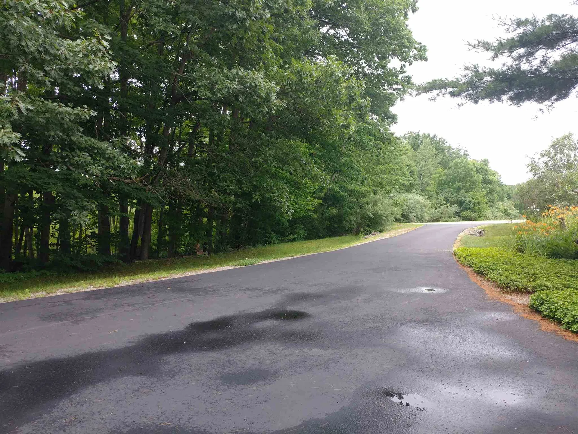 5 Robin Lane East Kingston NH 03827
