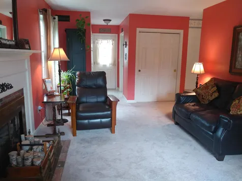 5 Robin Lane East Kingston NH 03827