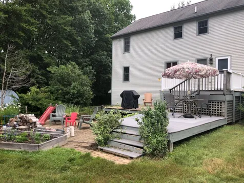 5 Robin Lane East Kingston NH 03827