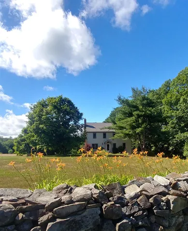 5 Robin Lane East Kingston NH 03827