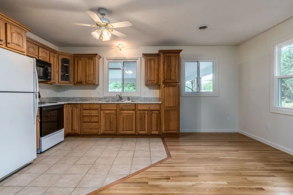 3 Goonan Road Hooksett NH 03106