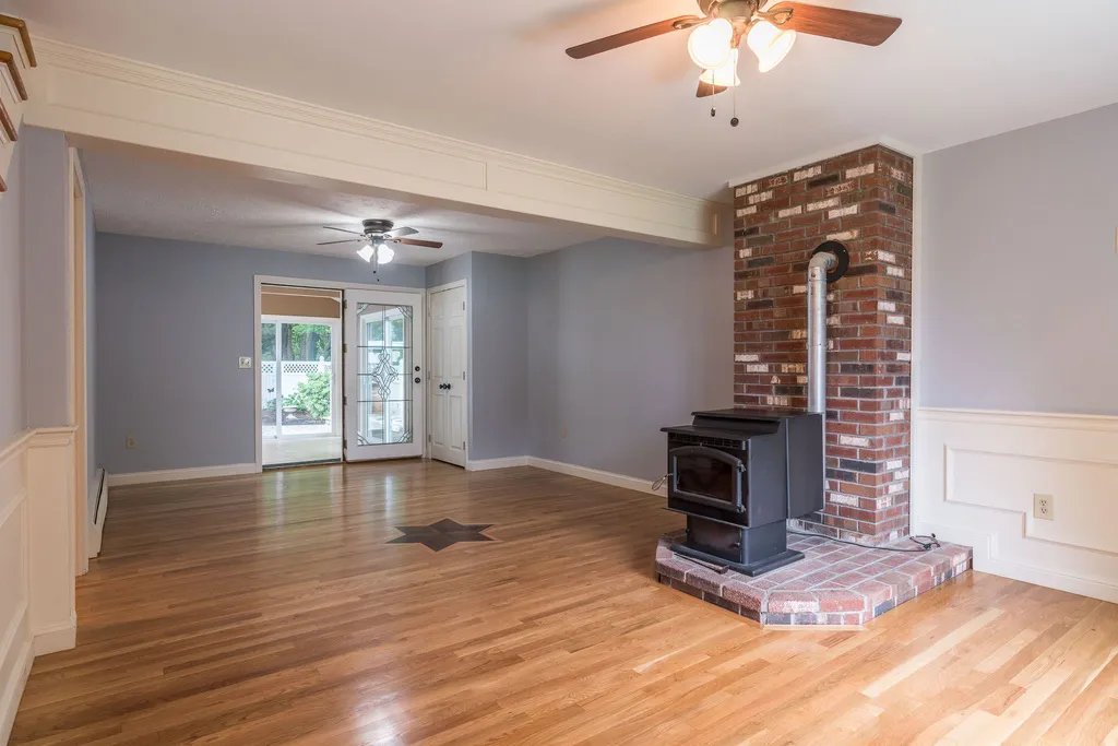 3 Goonan Road Hooksett NH 03106
