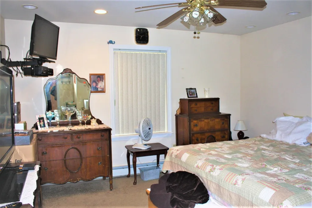 24 Sturtevant Street Franklin NH 03235