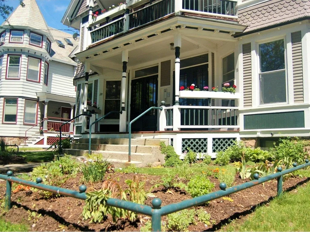 18 Clarke Street Burlington VT 05401