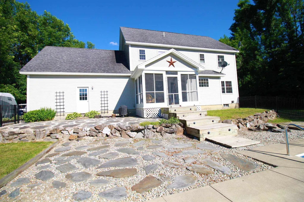 6315 Georgia Shore Road Georgia VT 05478