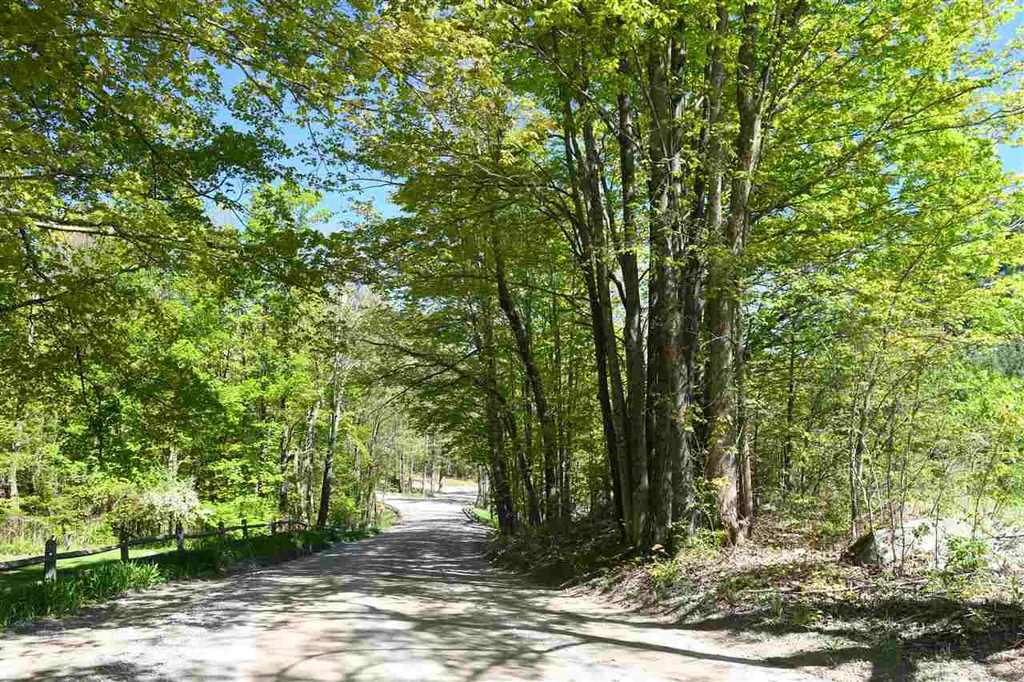 184 Federal Hill Road Hollis NH 03049