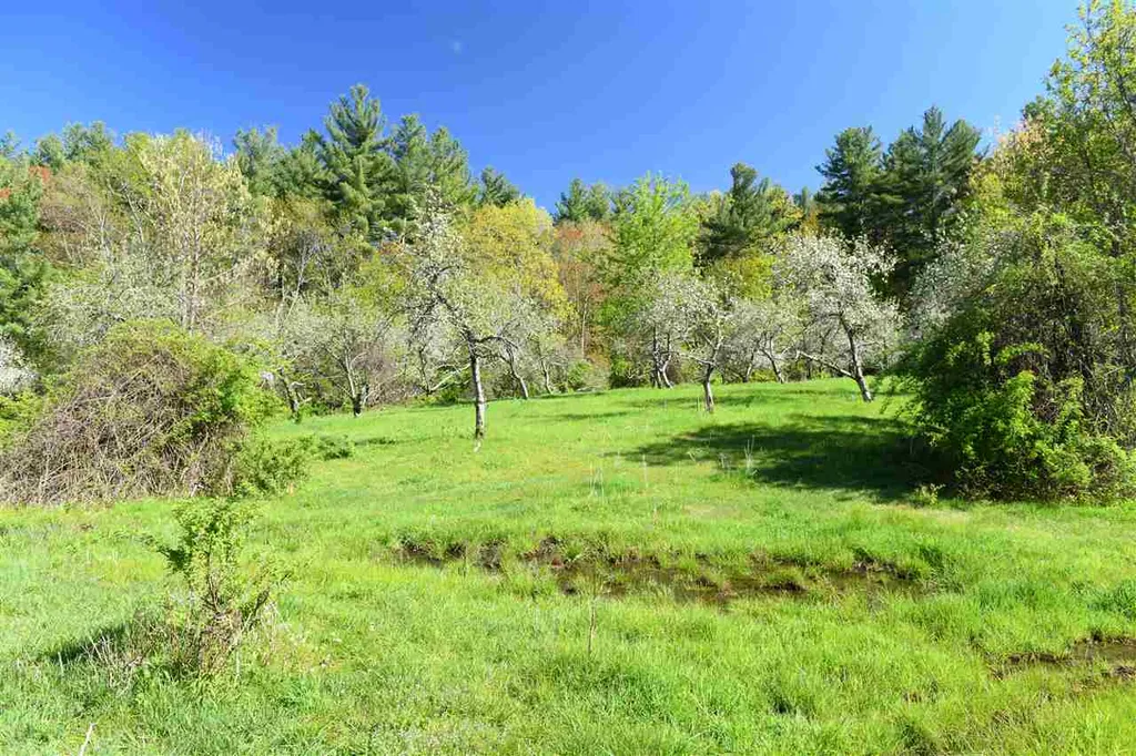 184 Federal Hill Road Hollis NH 03049