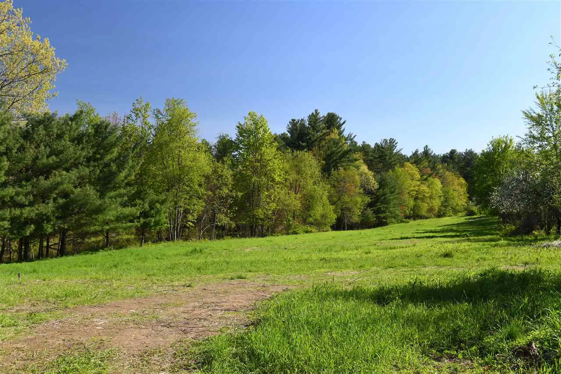 184 Federal Hill Road Hollis NH 03049