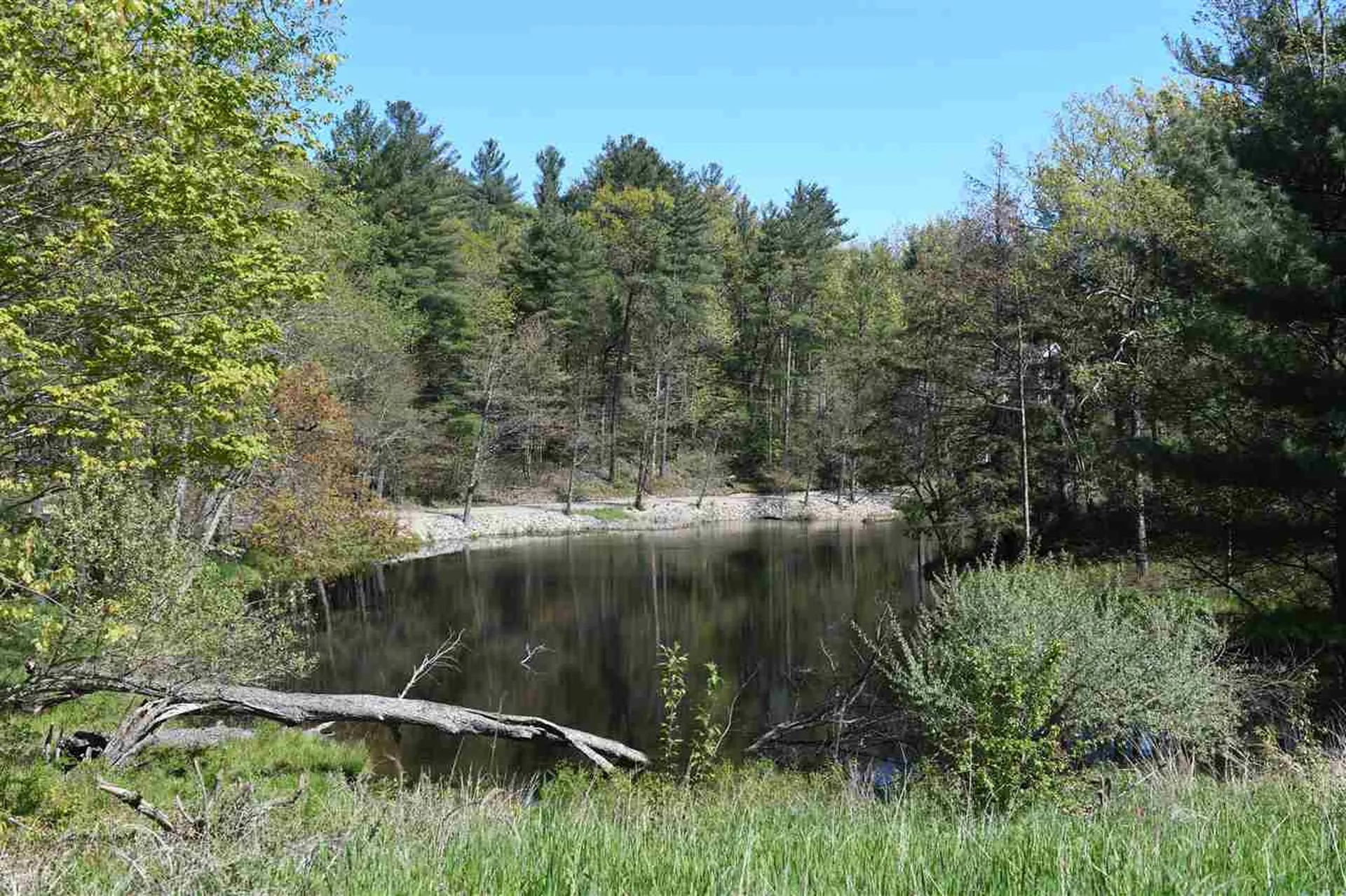 184 Federal Hill Road Hollis NH 03049