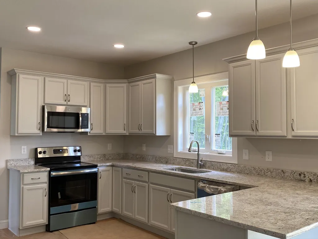 35 Whittemore Road Pembroke NH 03275