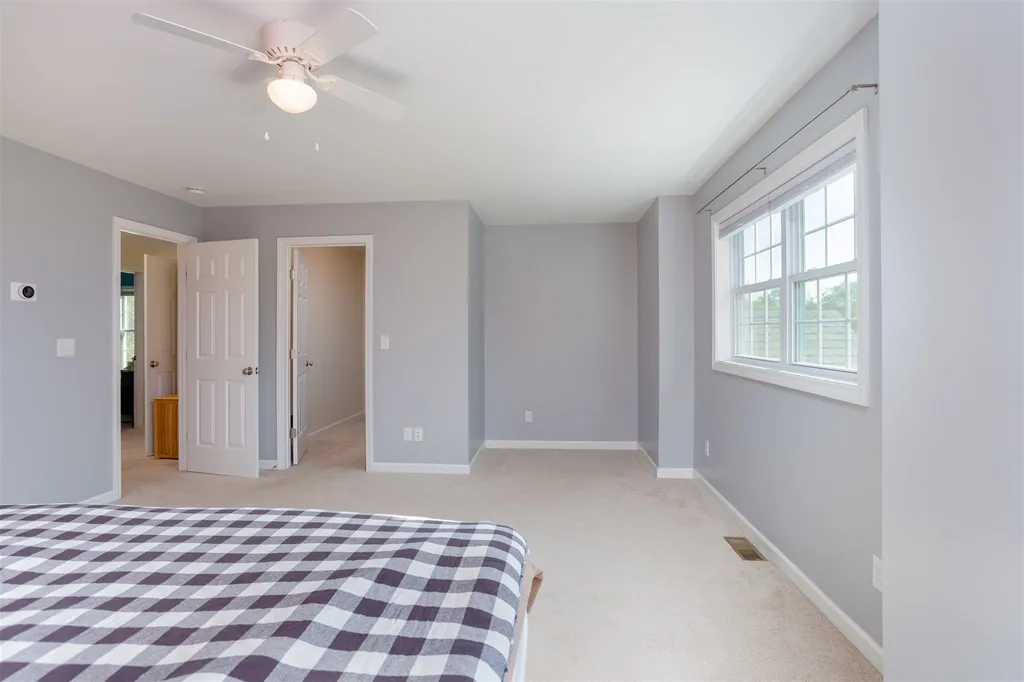 62 Bay Hollow Lane Colchester VT 05446