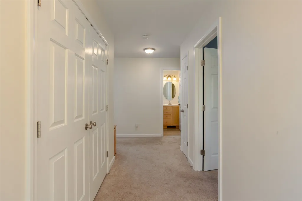 62 Bay Hollow Lane Colchester VT 05446