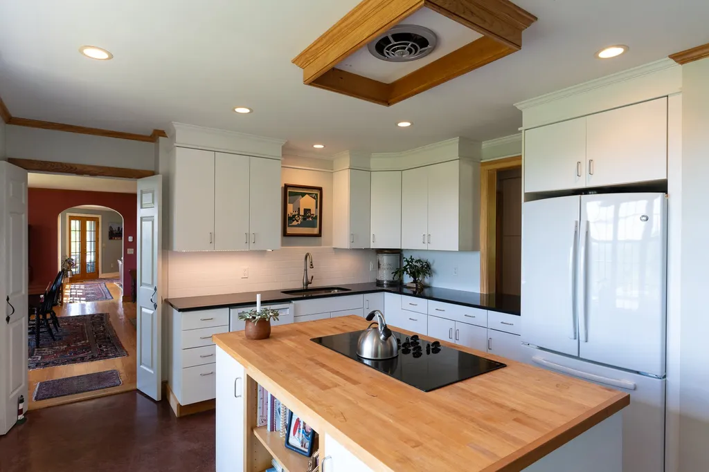 902 Huff Pond Road Sudbury VT 05733