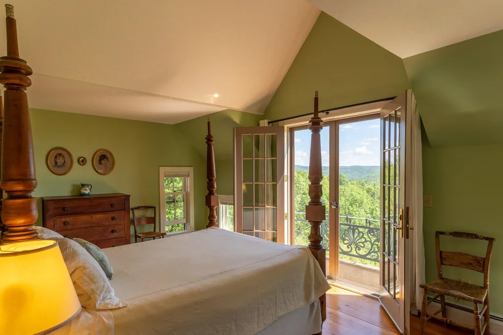 902 Huff Pond Road Sudbury VT 05733