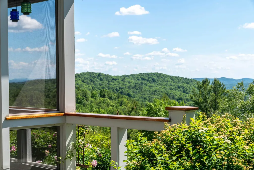 902 Huff Pond Road Sudbury VT 05733