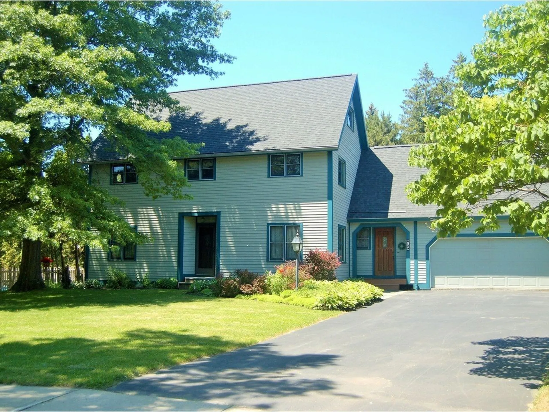 129 Stirling Place Burlington VT 05408