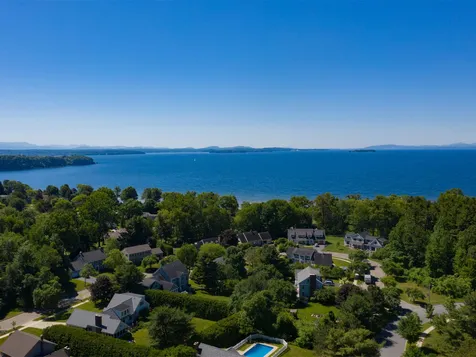 129 Stirling Place Burlington VT 05408