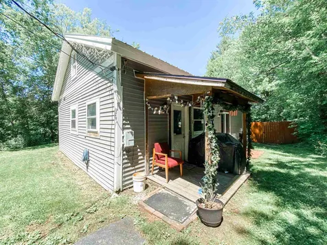 39 Log Cabin Lane Johnson VT 05656