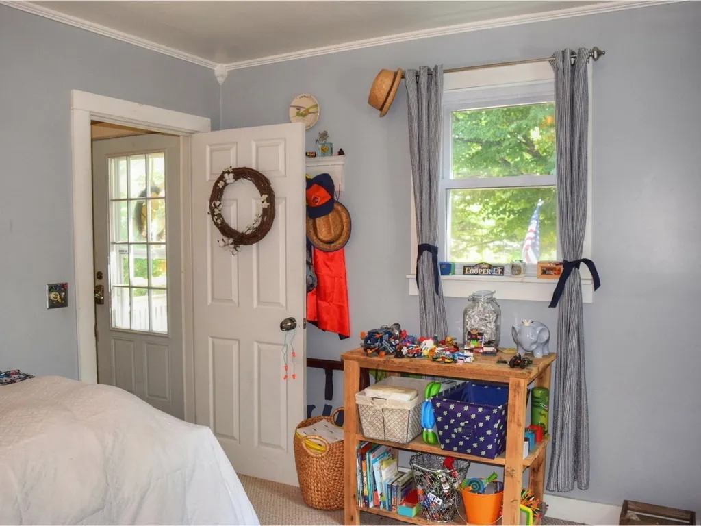 27 Clinton Street South Burlington VT 05403