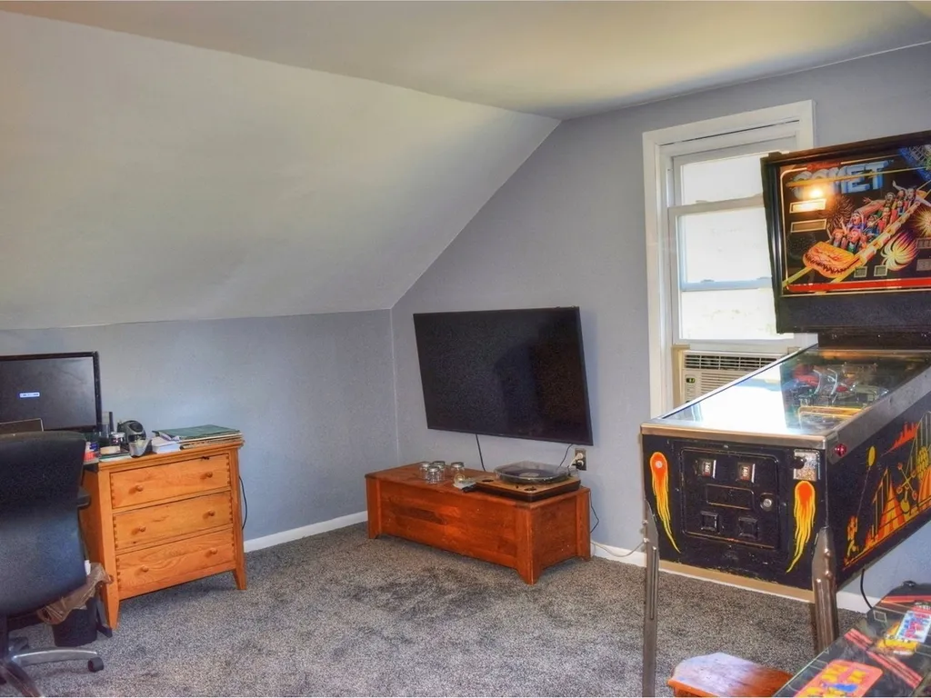 27 Clinton Street South Burlington VT 05403