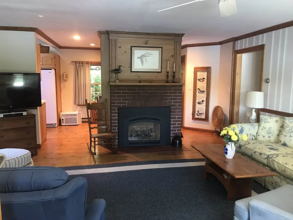 11 Walts Lane Wolfeboro NH 03894