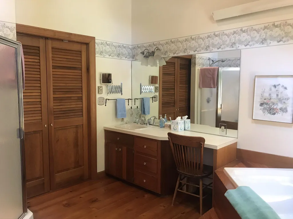 11 Walts Lane Wolfeboro NH 03894