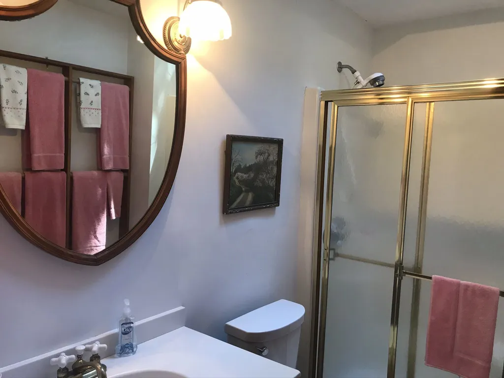 11 Walts Lane Wolfeboro NH 03894
