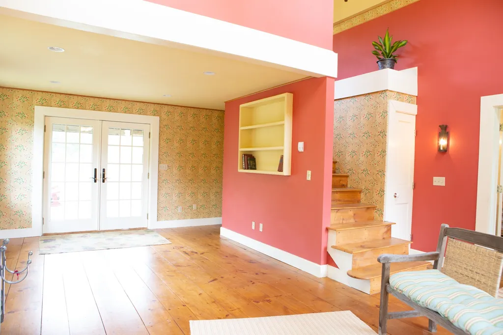 178 Richmond Road Hinesburg VT 05461