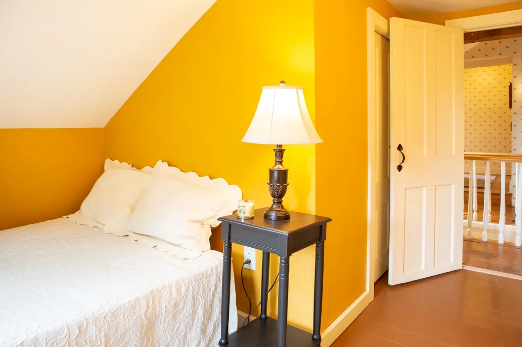 178 Richmond Road Hinesburg VT 05461