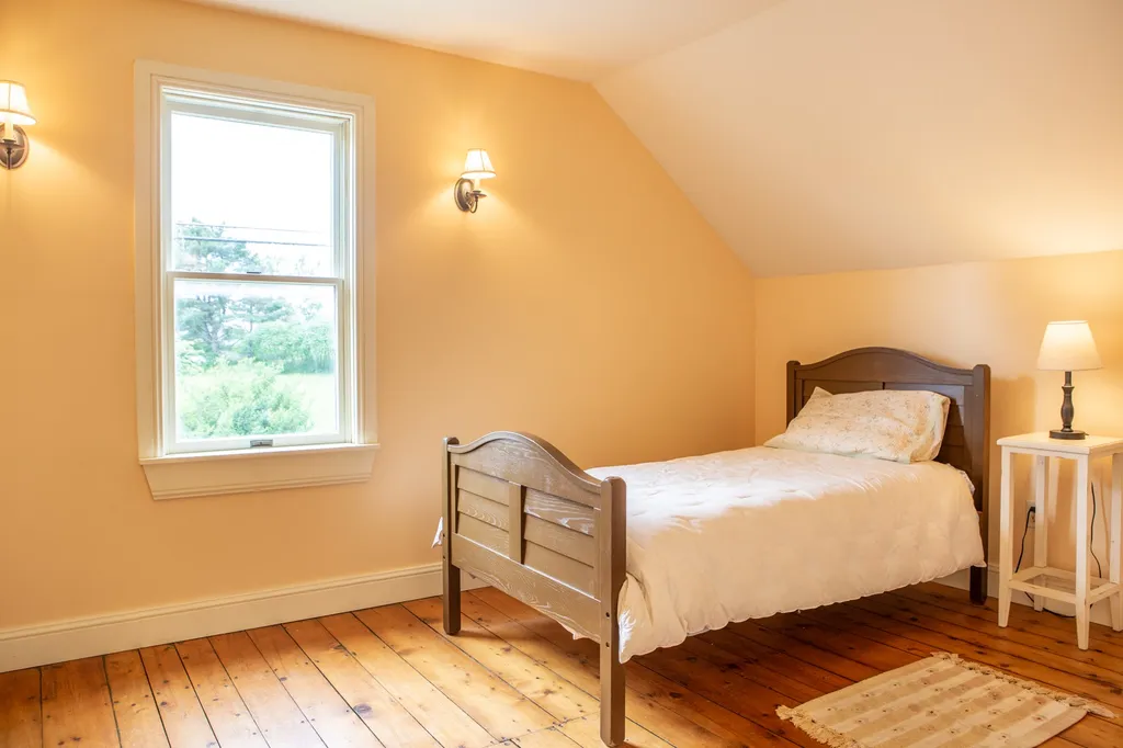178 Richmond Road Hinesburg VT 05461