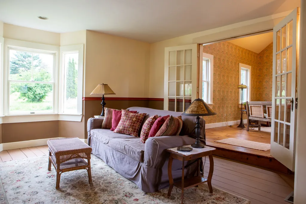 178 Richmond Road Hinesburg VT 05461