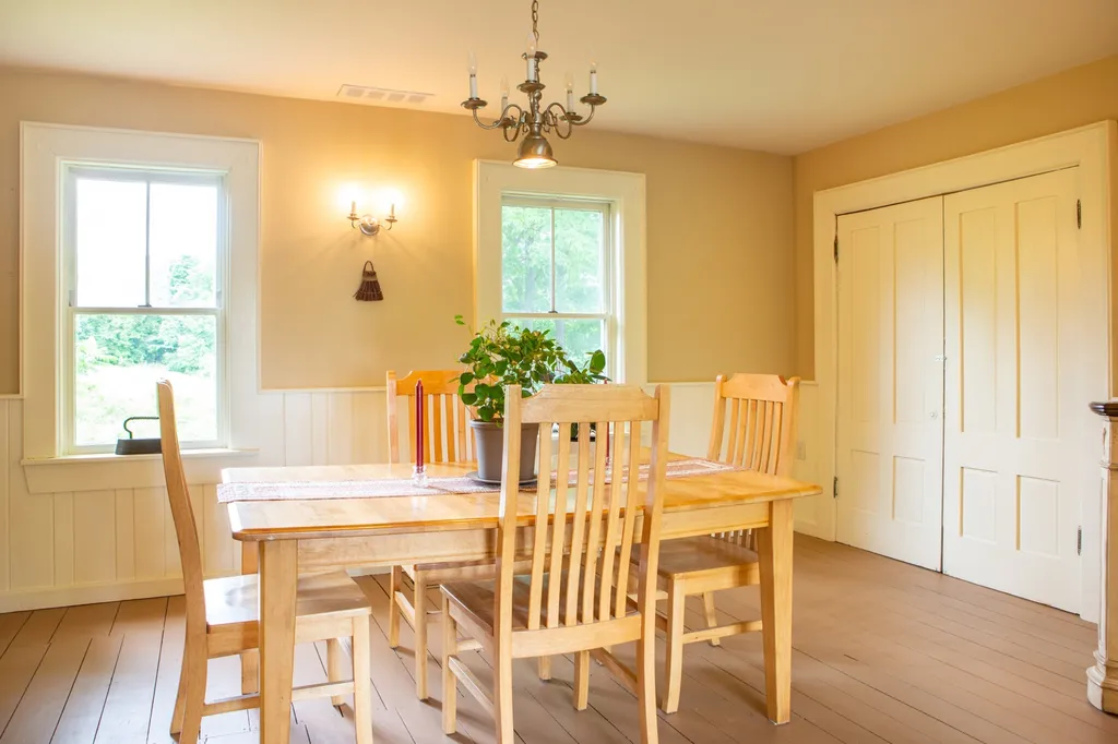 178 Richmond Road Hinesburg VT 05461