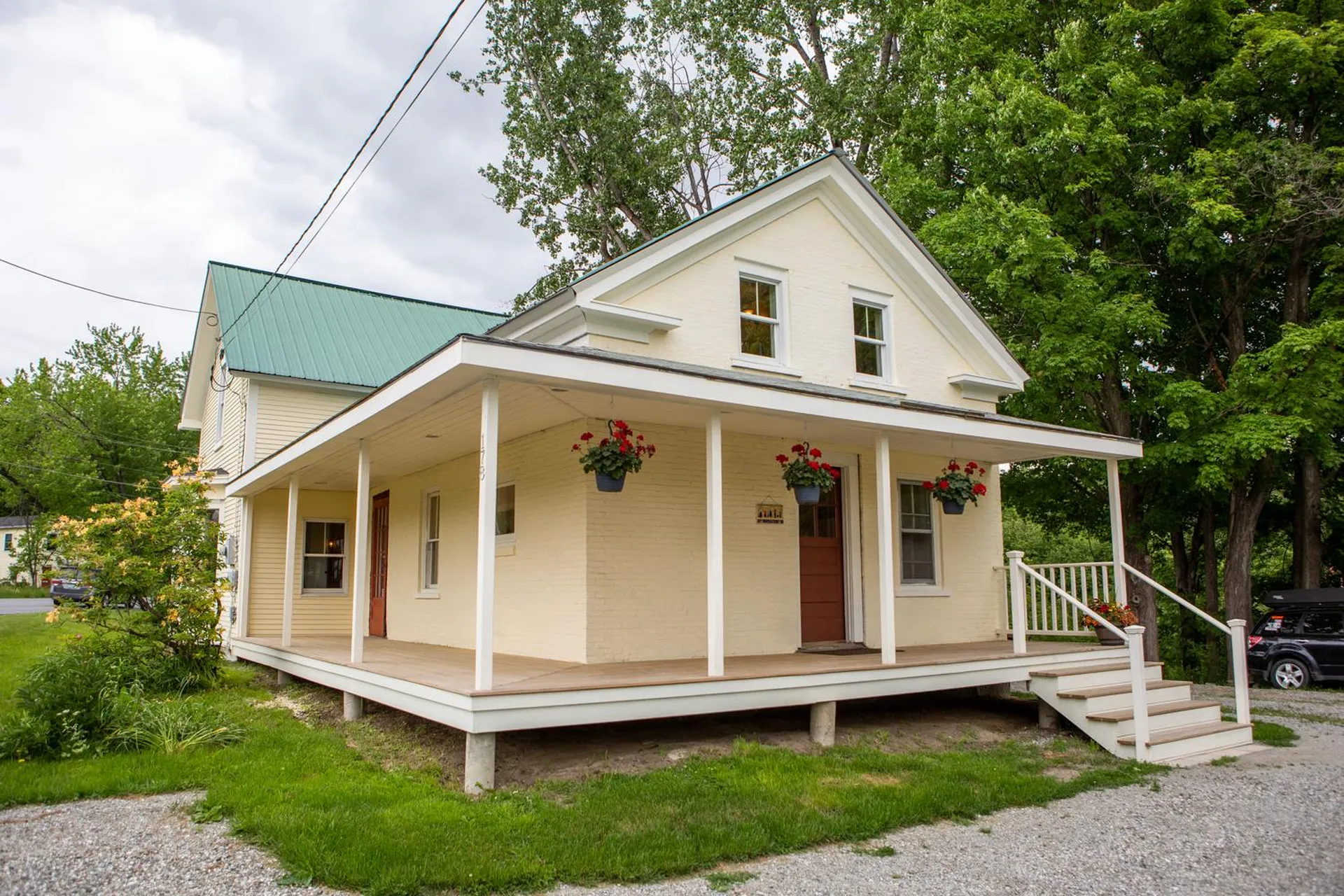 178 Richmond Road Hinesburg VT 05461