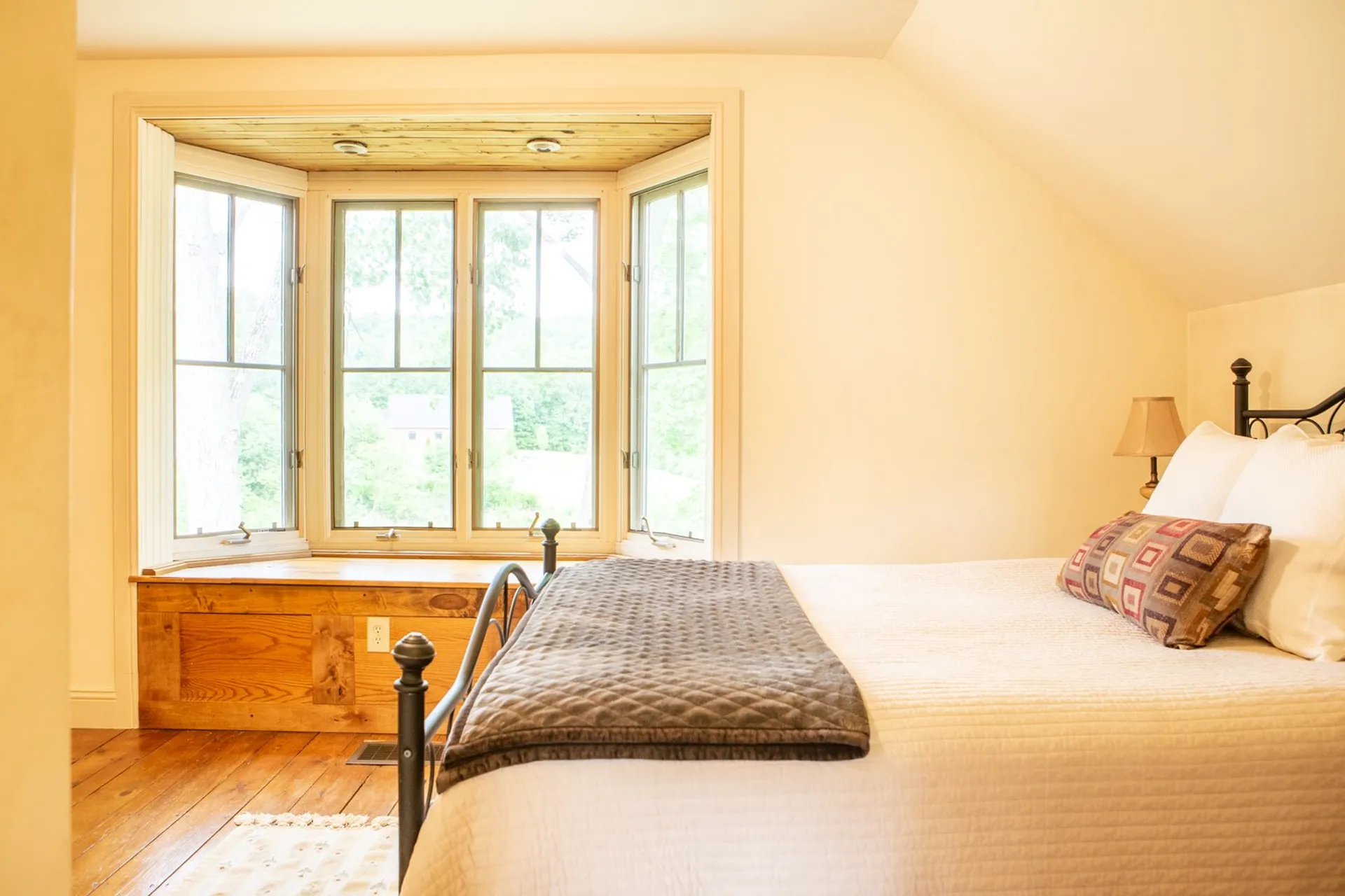 178 Richmond Road Hinesburg VT 05461