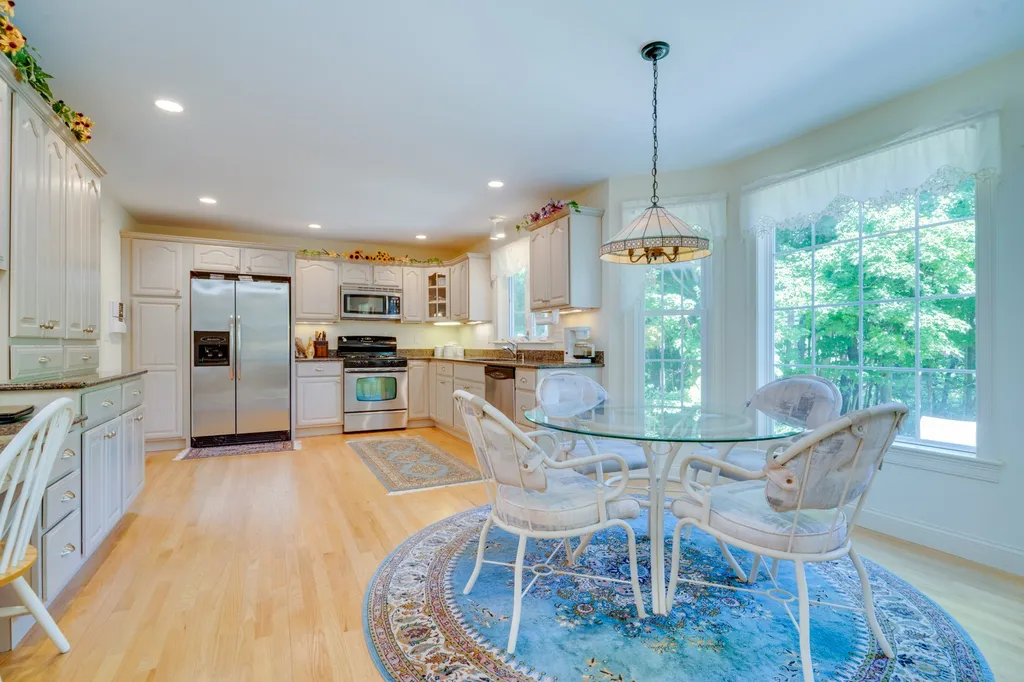 8 Baron Road Hampton NH 03842