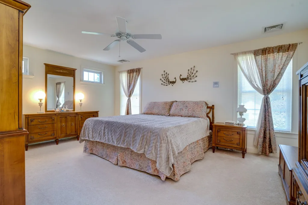 8 Baron Road Hampton NH 03842