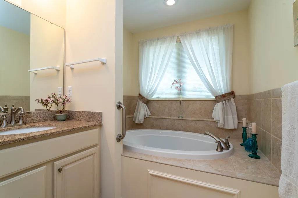 8 Baron Road Hampton NH 03842