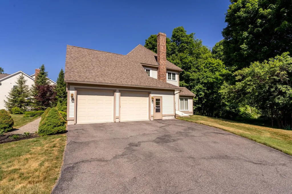 8 Baron Road Hampton NH 03842