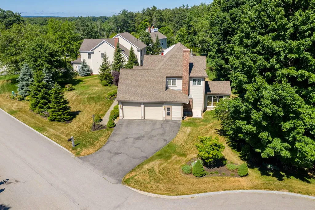 8 Baron Road Hampton NH 03842