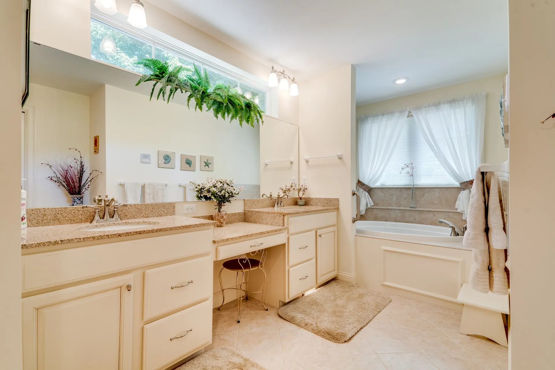 8 Baron Road Hampton NH 03842