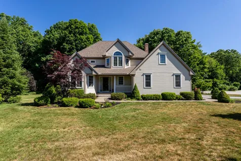 8 Baron Road Hampton NH 03842